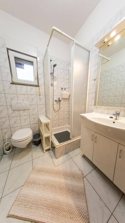 Planikovica Apartments Трогир Екстериор снимка