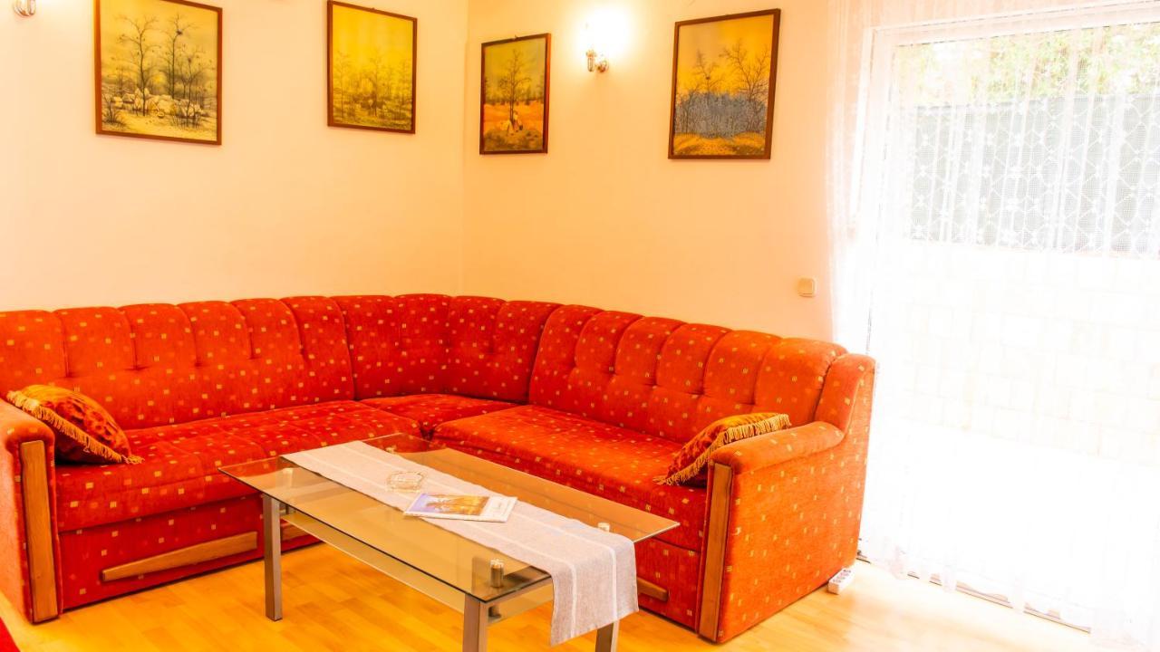 Planikovica Apartments Трогир Екстериор снимка