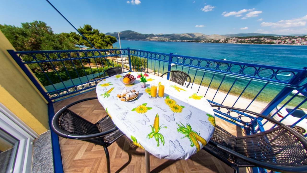 Planikovica Apartments Трогир Екстериор снимка
